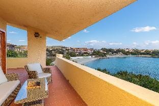 Villa Oleandri 50m From Seashore Villa in Golfo Aranci