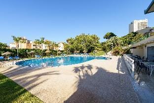 Marbella Este Next Marriott and Nikki B Apartment in Marbella