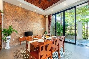 U Maison 6BRs w/ Pool & Billiard Villa in Hoi An