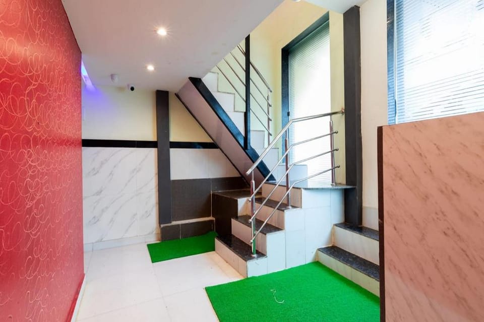 Hotel O Shera Residency Hotel in Mumbai