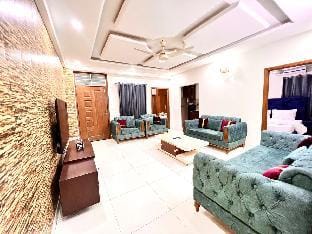 3 Bedrooms Apartment E11/2 Islamabad Family Place Apartment in Islamabad