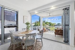Oceanviews on Pearl Vacation rental in Kingscliff