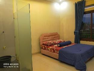 Villa Natasya  Villa in Cisarua