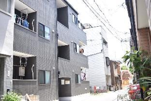 NEW Open/[2 Stations to Namba Station] Spacious 2DK Room/2 Bedrooms/4 Beds Vacation rental in Osaka
