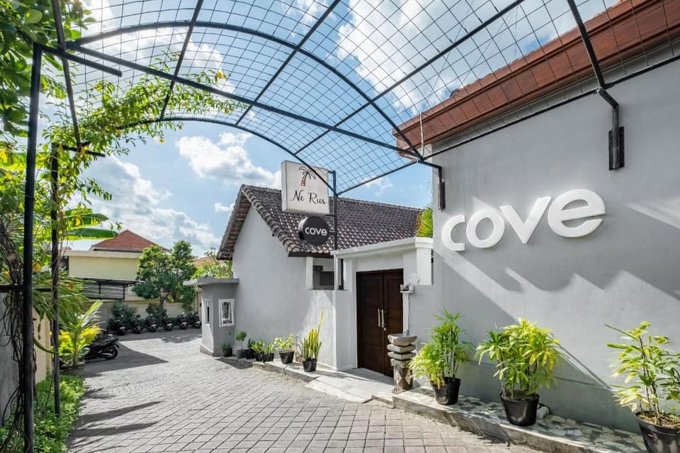 Cove Arganta Hotel in North Kuta