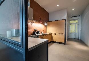 Central Industrial Luxury Home Apartment in Budapest