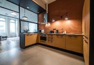 Central Industrial Luxury Home Apartment in Budapest