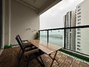 【New】R&F Sunrise 10° Escapade @ Princess Cove【BBQ】 Vacation rental in Johor Bahru