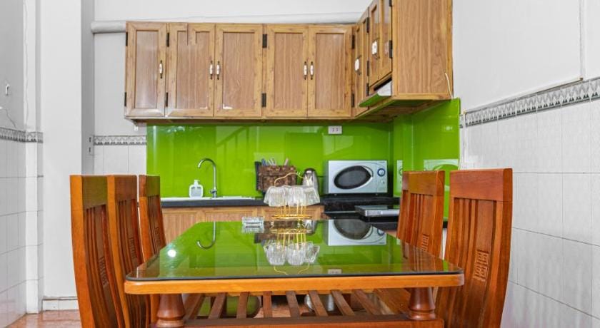 Quiet Room in Old Quarter| Netflix & Free Laundry Apartment in Hanoi