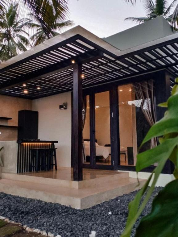 Lojiwangi Batukaras Villa in West Java