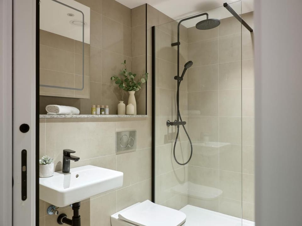 London City East by Viridian Apartments Apartment in London