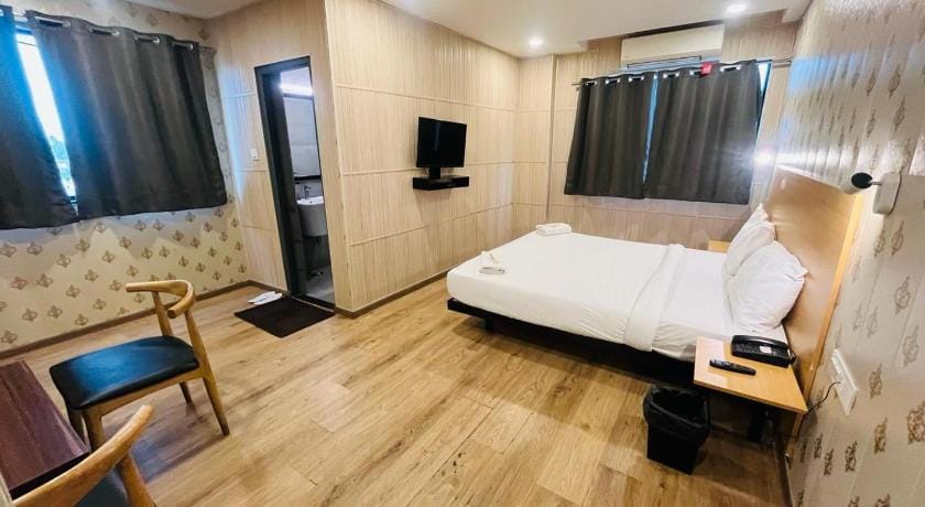 SwagStay Hotel OwnHouse 181 Nagpur Hotel in Maharashtra