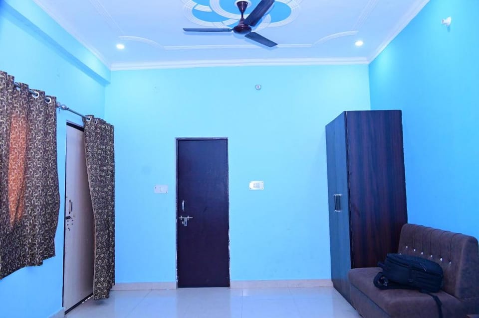 Bajrang Guest House Hotel in Lucknow