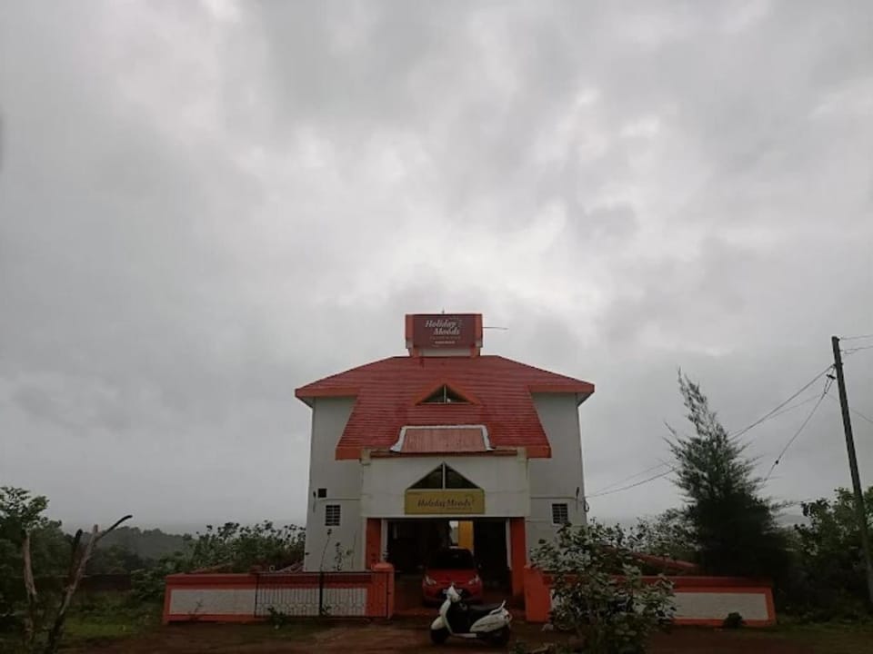 Holiday Moods Villa Ganpatipule Maharashtra Hotel in Maharashtra