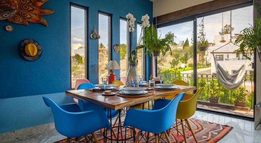 ITZAE Antigua San Miguel de Allende dog friendly Bed and Breakfast in San Miguel de Allende