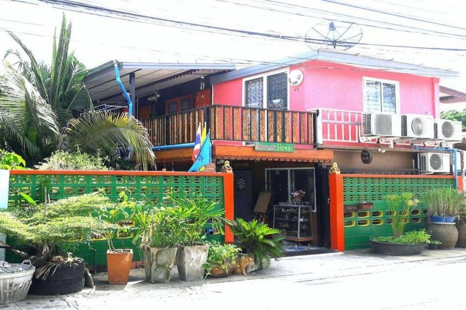 BanKruAe Homestay  Vacation rental in Bangkok