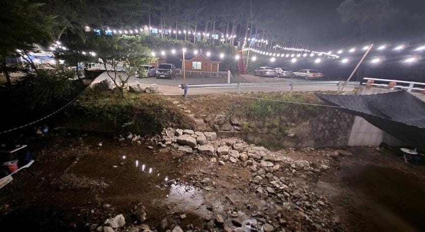 Gongjak Mountain Recreational Forest Pension Bed and Breakfast in South Korea