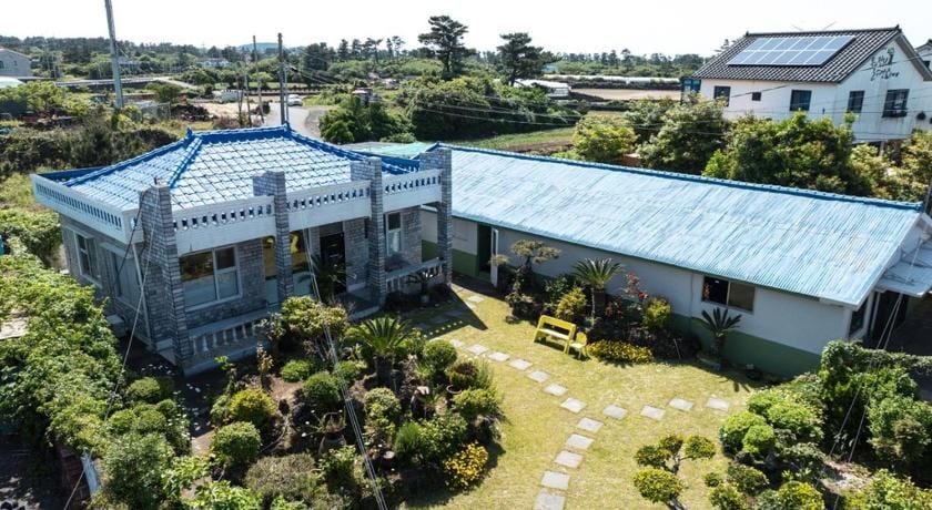 Jeju StayMoonlet Pool Villa Bed and Breakfast in South Korea