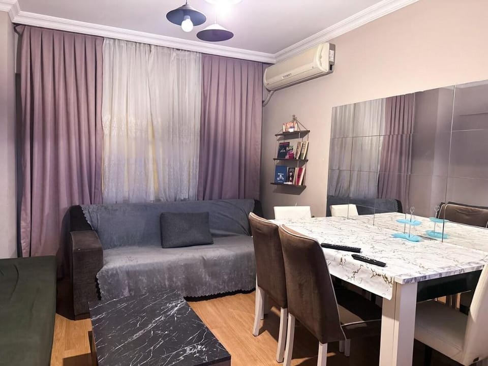 Taksim Metrosuna 5 dakika 2+1 Daire Apartment in Istanbul