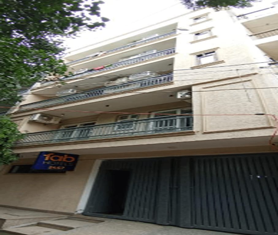 Hotel Aiims Hotel in New Delhi