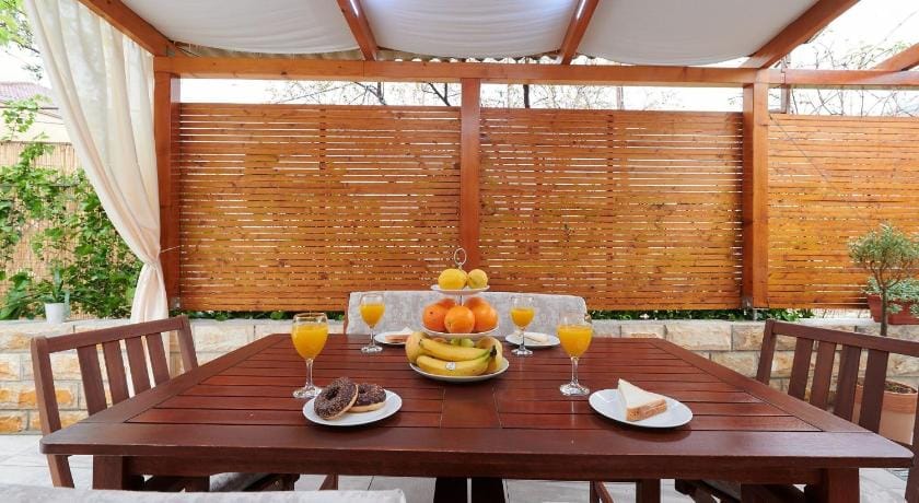 Apartment Boris ST - Two Bedroom Apartment with Terrace and Jacuzzi Apartment in Trogir