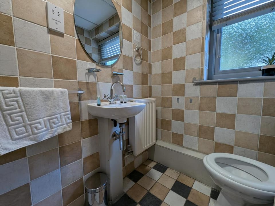 Casa Brighouse Bed and Breakfast in Calderdale