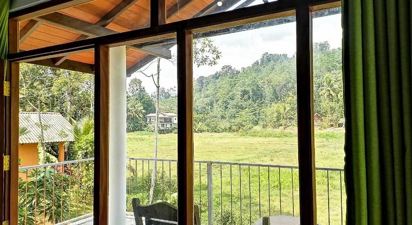 Forest & Fields - Sinharaja Bed and Breakfast in Southern Province