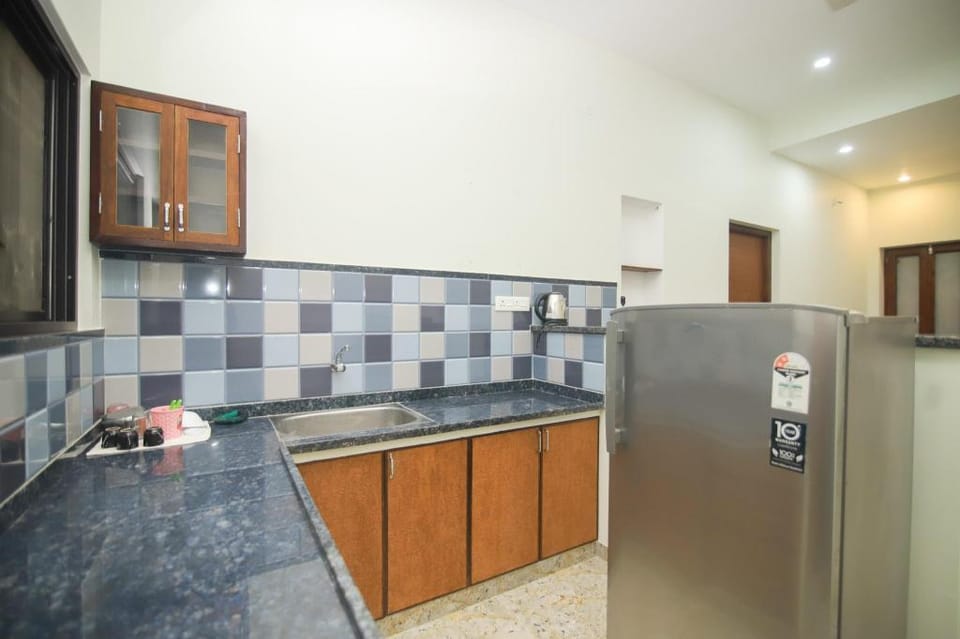 Sk Grand Villa, Heritage Inn Bed and Breakfast in Puducherry, India