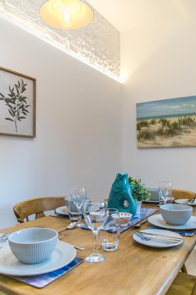 Shealing - East Wittering Fisherman's Cottage Vacation rental in West Wittering
