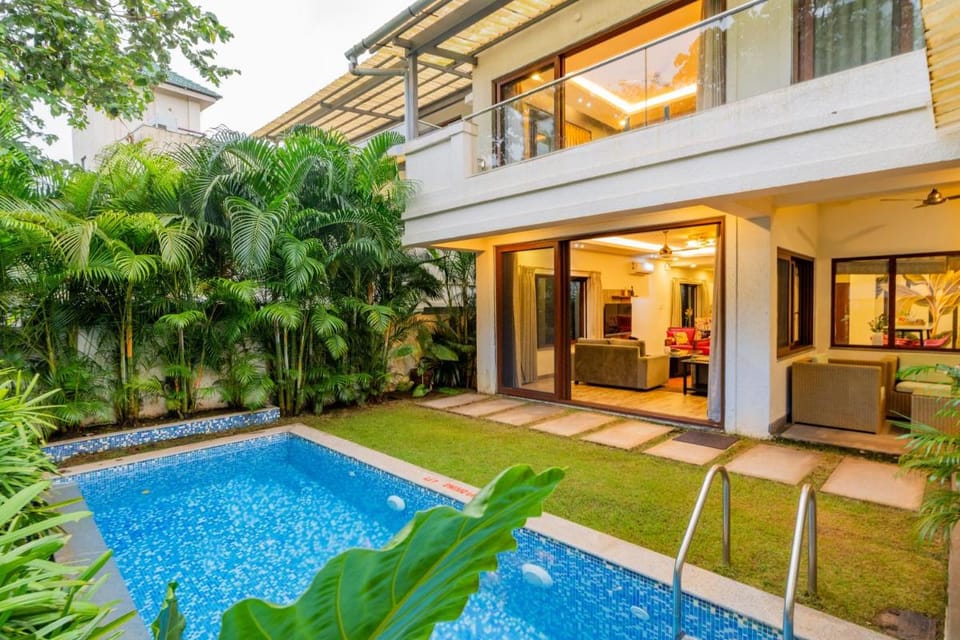 ELIVAAS 4 BHK with Pvt & Outdoor Sitting Area - Anasa Villa in Goa, India