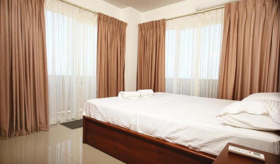 A1 Apartments at Ocean Breeze Residency Apartment in Negombo
