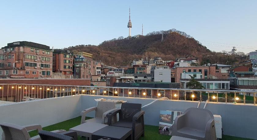 CAVE MYEONGDONG Hostel in Seoul