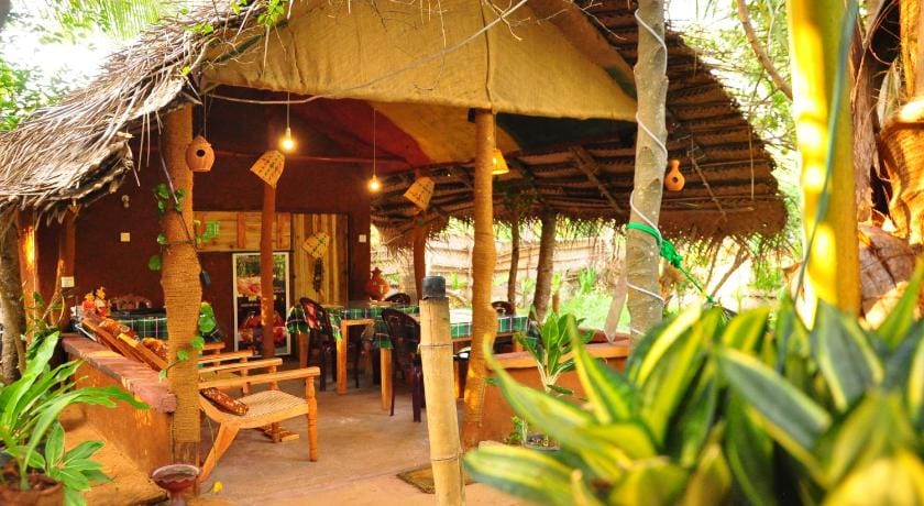 Another World Hostel Sigiriya Hotel in Dambulla