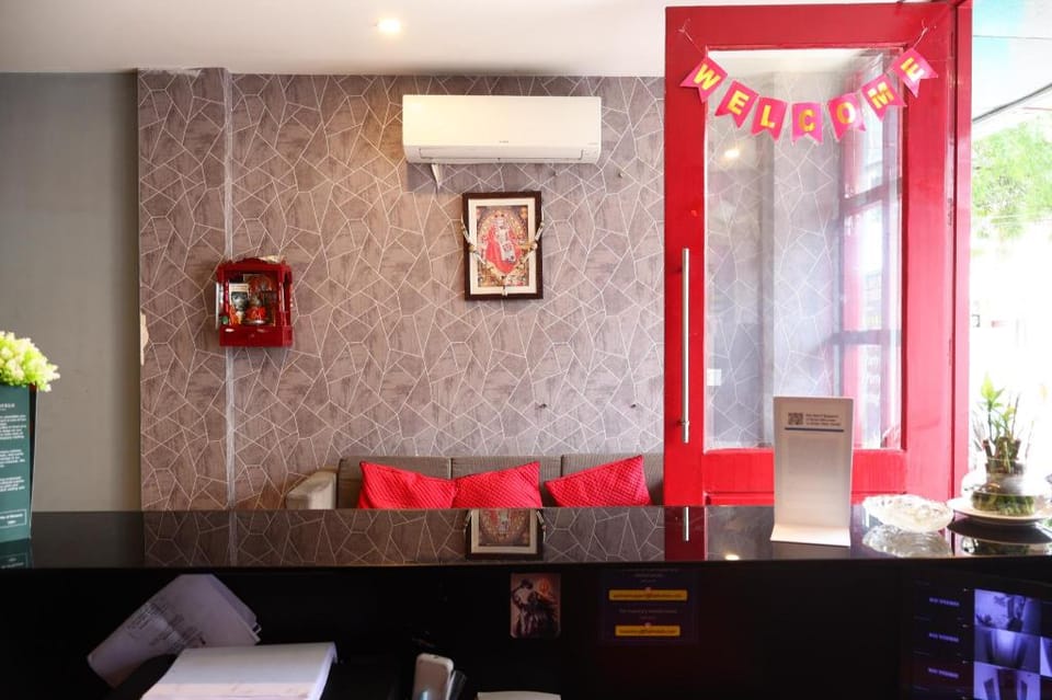 TRPOTELS SCHEME 78 Hotel in India