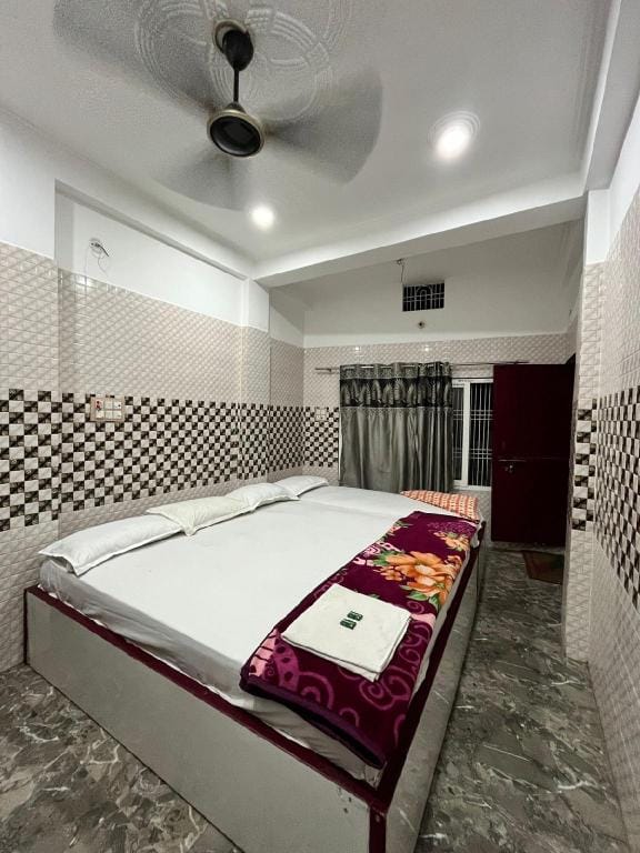 Thakur Ji P. Guest House Vacation rental in Varanasi