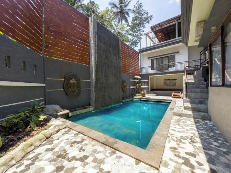 Giriya Amerta Hotel and Restaurant Ubud Hotel in Tampaksiring
