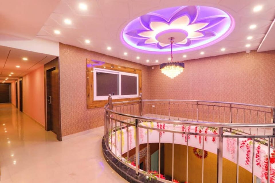 Goroomgo Nikunj Madhubani Hotel in West Bengal