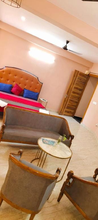 Bharat Vandana Stay Hotel in Delhi