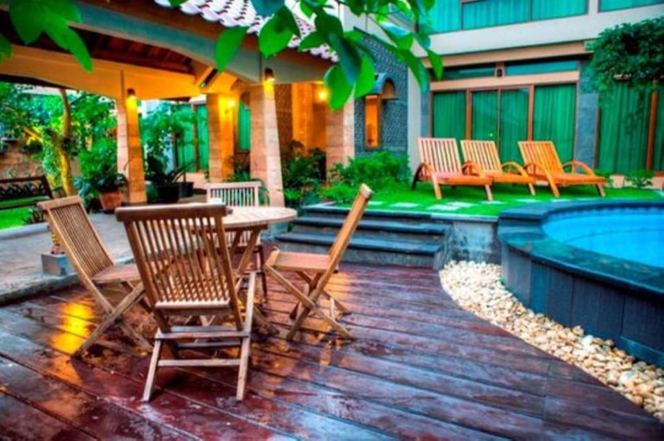 Maharani Guest House Bed and Breakfast in Yogyakarta