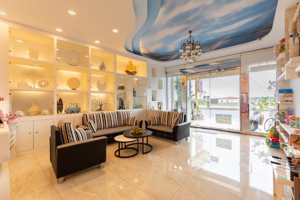 Shell Rococo Apartment in Hengchun Township