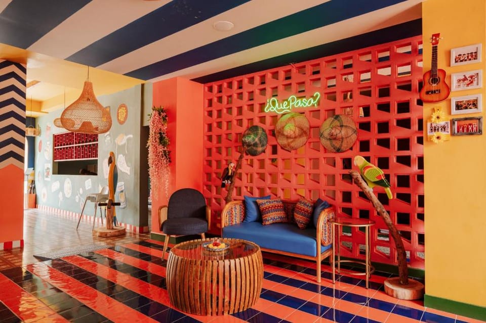Por Aqui Stay & Dine Hotel in Yogyakarta