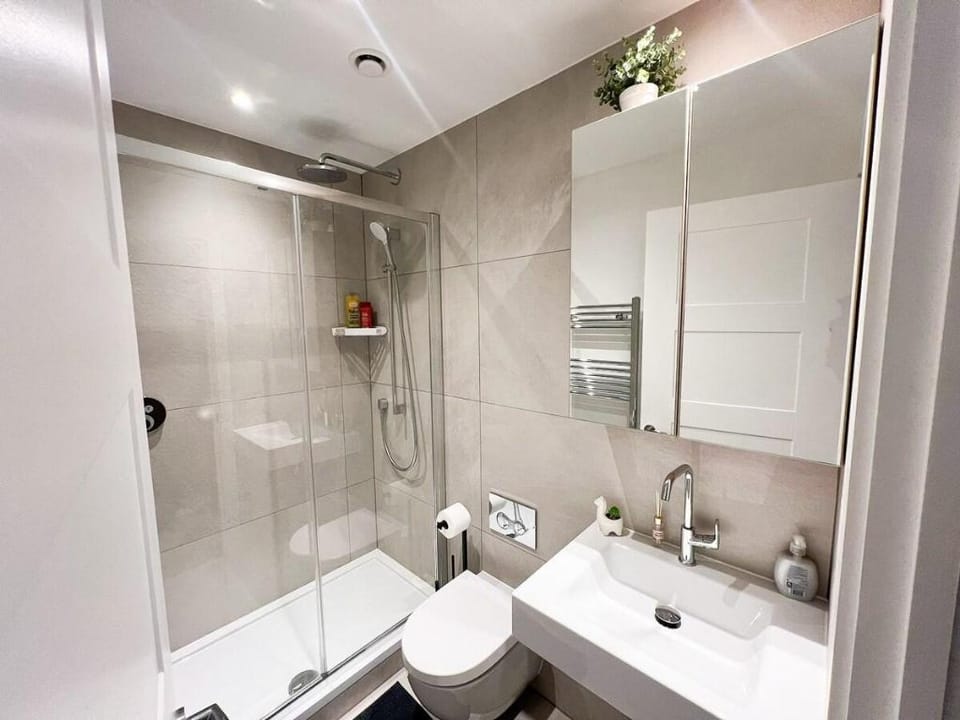 LSleek Studio flat near Regent's Park, Marylebone Apartment in City of Westminster