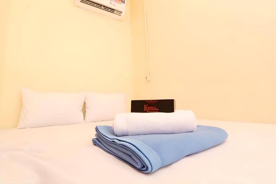 Penginapan Murah Swahouse Priok Jakarta Utara Vacation rental in Jakarta