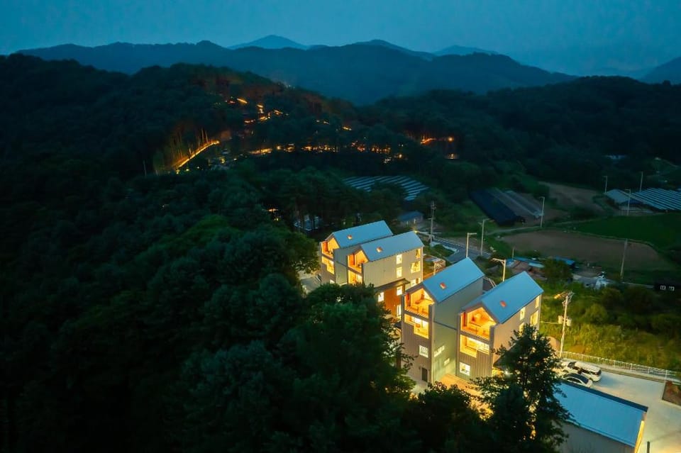 Gapyeong Altermundi Pool Villa Bed and Breakfast in Gyeonggi-do