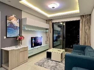 Blue 3BR HaDo Centrosa with city view and 2 bacony Apartment in Ho Chi Minh City