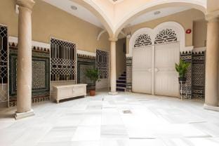 Apartamentos Plaza Nueva  Apartment in Seville