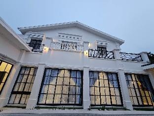 Atelier Pool Villa @ Ipoh Town (20-25 pax) Villa in Ipoh