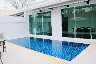 ยศรริน ริเวอร์ไซด์ Villa in Laos