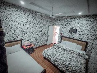 Royal Lodge Guesthouse  Vacation rental in Islamabad