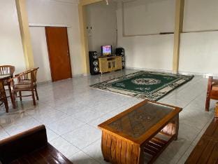 Villa Bougenville Villa in West Java